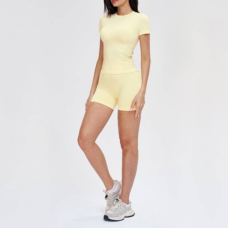 Wholesale solid color round-neck T-shirt + shorts
