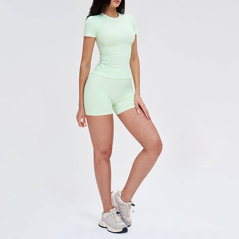Wholesale solid color round-neck T-shirt + shorts