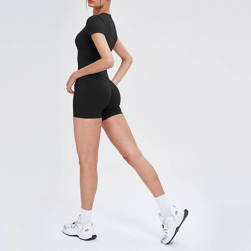 Wholesale solid color round-neck T-shirt + shorts