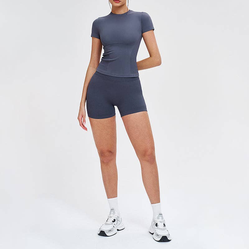Wholesale solid color round-neck T-shirt + shorts